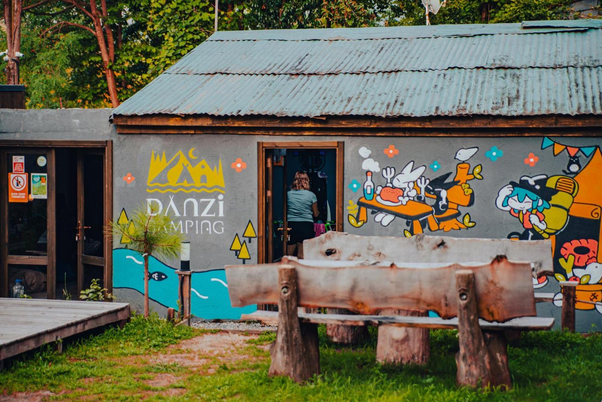 Danzi Camping Tiny House Ριζούντα Εξωτερικό φωτογραφία