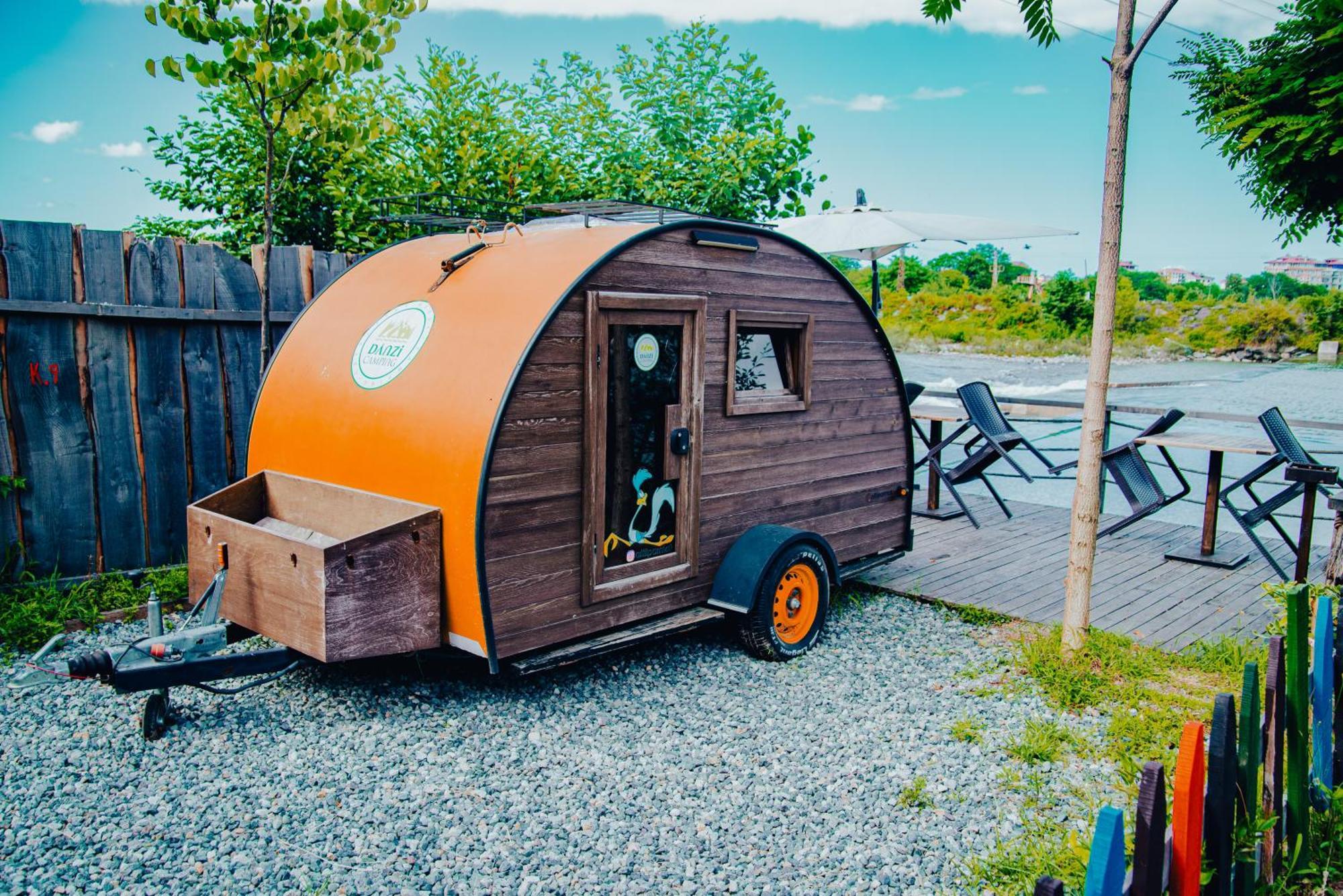 Danzi Camping Tiny House Ριζούντα Εξωτερικό φωτογραφία